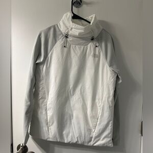 White North Face pullover windbreaker, size small